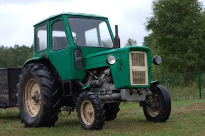 Tractor from 18HP to 80HP