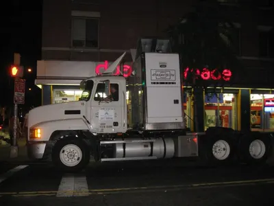 Hastrailer platform flatbed semi trailer