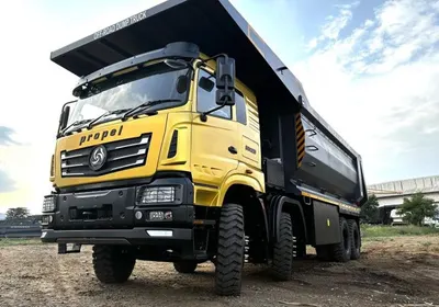 Sinotruk Howo 6X4 tractor by Sinotruk