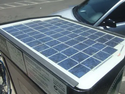 Acom solar energy car air purifier