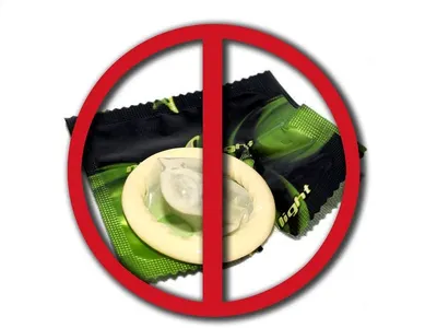 Inno ribbed condom