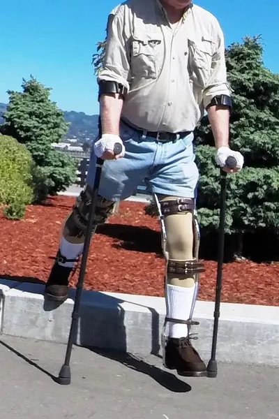 Hip orthosis