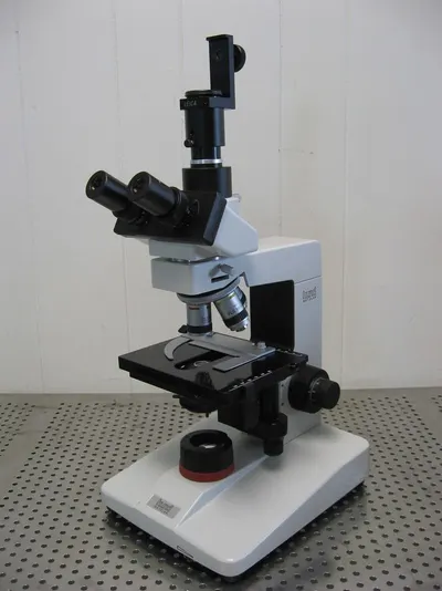 Comparator stand