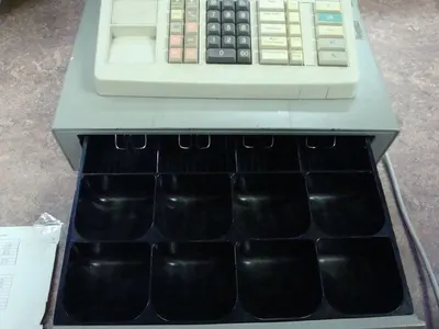 Numeric metal keypad for kiosk