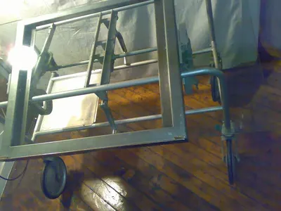 Serving trolley