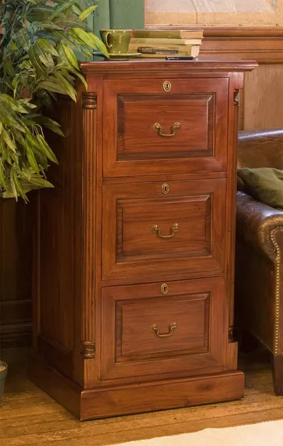 3-drawer cabinet