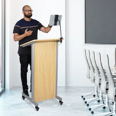 Fashion speaker