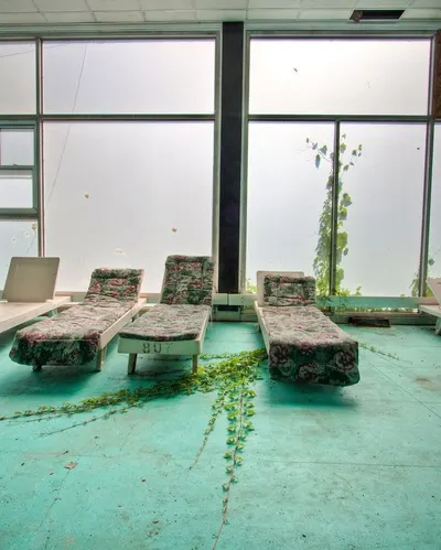Green marble , Iron | coffee Table