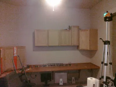 Kitchen cabinet