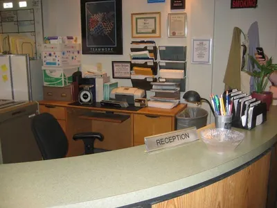 Employee Desk by Elhelowstyle