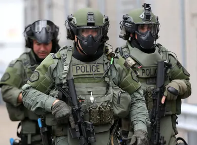 Anti riot shield