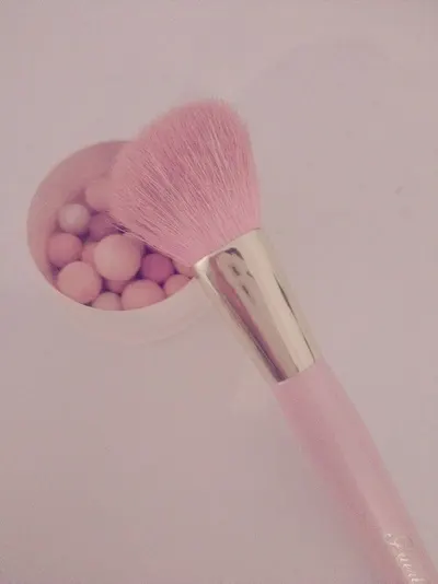 Angled Gel Brush