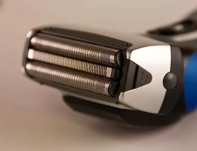 Laser comb