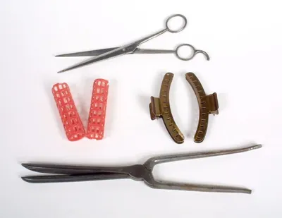 Aneurysm clips