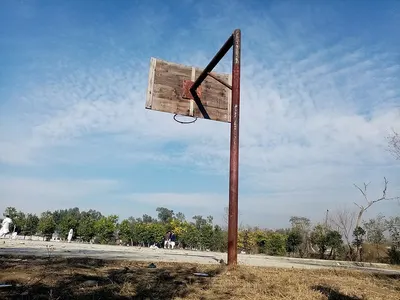 Basketball stand
