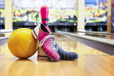 Bowling equipment and new bowling equipment