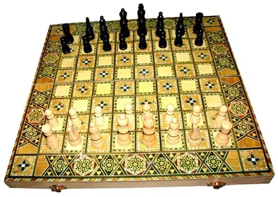 95 mm plastic chess set