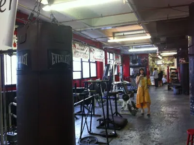 Adjustable Punching Man