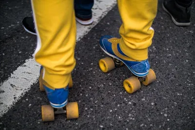 Roller shoes