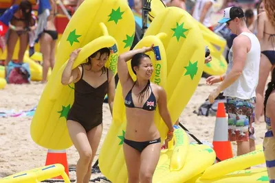 Inflatable arches