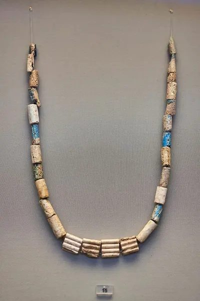 Artificial Necklaces