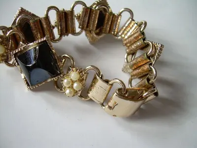 Stone bracelet