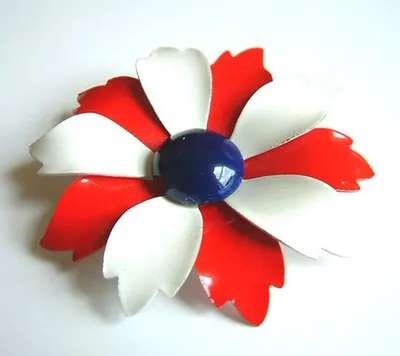Red And White 70w Motor Orient Ceiling Fan Light