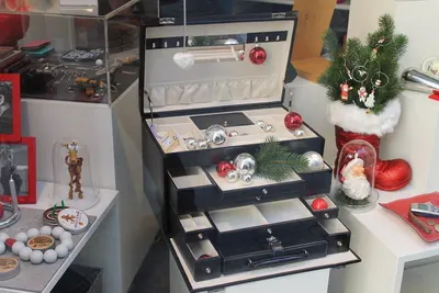 Pinball machine