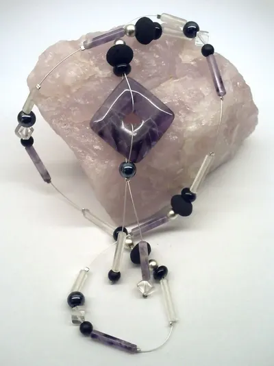 garnet by 72 jewels and Gems