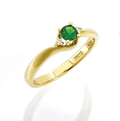 Emerald Silver Solitaire Ring by Indiesilver Creations LLP
