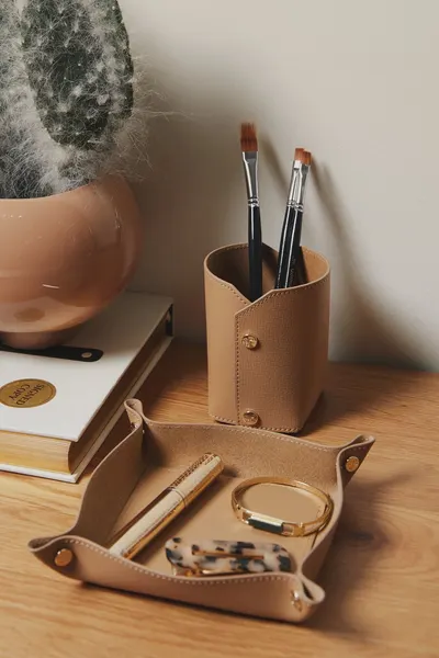 Wooden Pen Holder