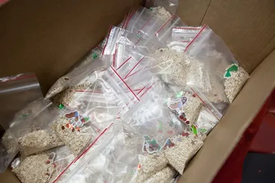 Keriber 1000 Pieces Christmas Party Bags by Aditya Consultant