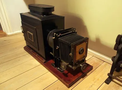 Triditional Cast Iron Wood Burning Stove