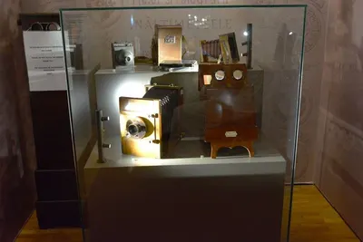 Profile projector
