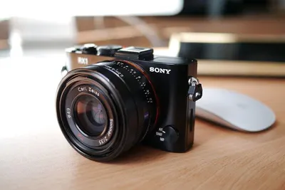 Sony - Alpha ZV-E1 Full-frame Vlog Mirrorless Lens Camera Kit with 28-60mm Lens