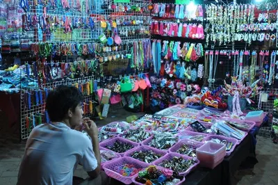 Bangles by Traditional Indiancrafts