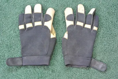 Nitrile Gloves