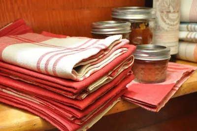 Kitchen Towels, Napkins And Table Cloths