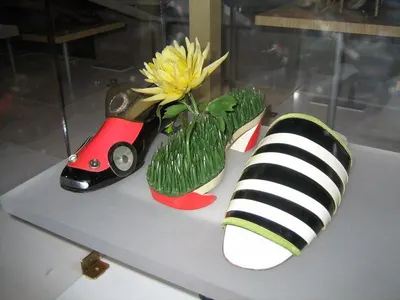 Planter and pot vases, flower pots