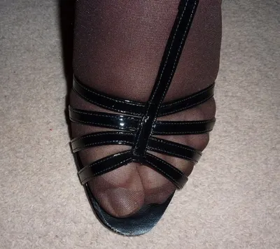Hosiery clips