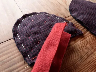 Warp knitting part yarn breaking stop motion