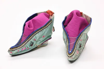 Women’s beaded shoes