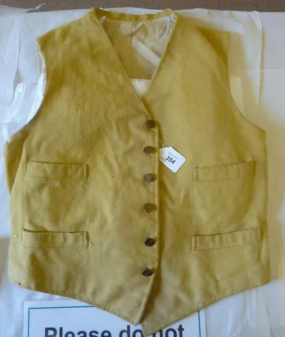 Ladies Sleeveless Blouse