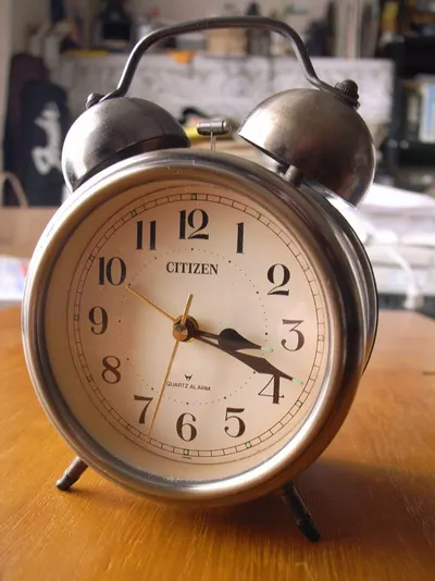Analog Copper Clock by AMR Handicrafts Products