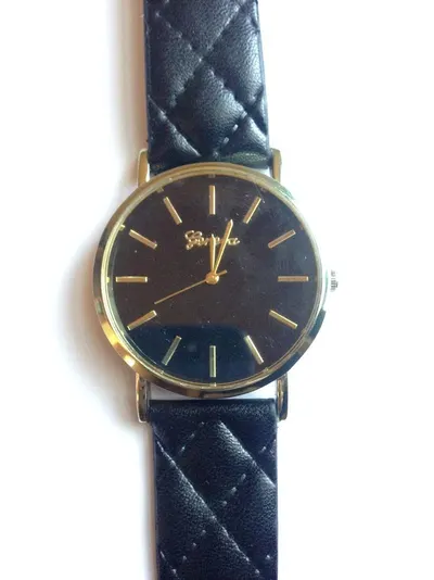 Low Moq Custom Mens Wristwatches by Guangzhou Besseron Watch Industrial Co., Ltd
