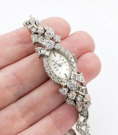 Handmade crystal diamond mirror wall clock by KINGSMAN ENTERPRISE