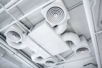 Ceiling air conditioner
