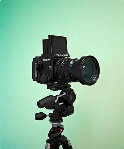 Flexible camera tripods
