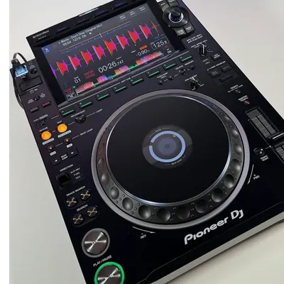 Pioneer DJ CDJ-3000 High-Resolution Pro-DJ Multiplayer (Black)