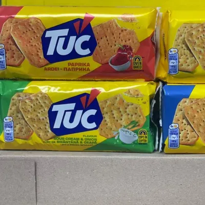 Seasonal Promo Price Of TUC 100g - Image 2